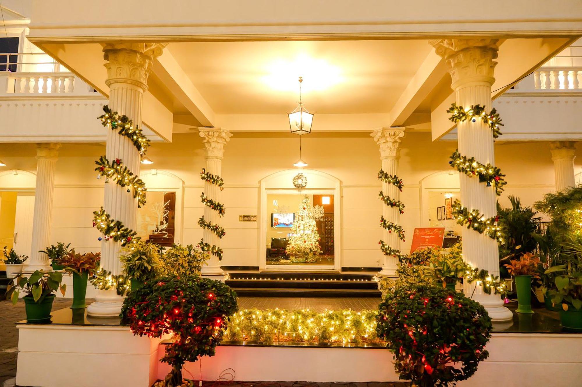Hotel Narendra Central Muvattupuzha 外观 照片